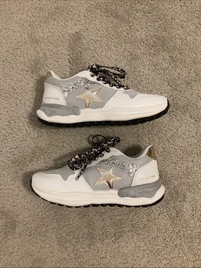 Vintage Havana Sneakers-NWOT